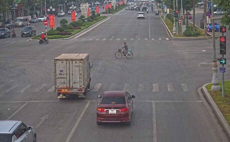 Car ran a red light at Hung Vuong – Huyen Quang intersection, Bac Giang city. Photo source: Bac Giang Provincial Police