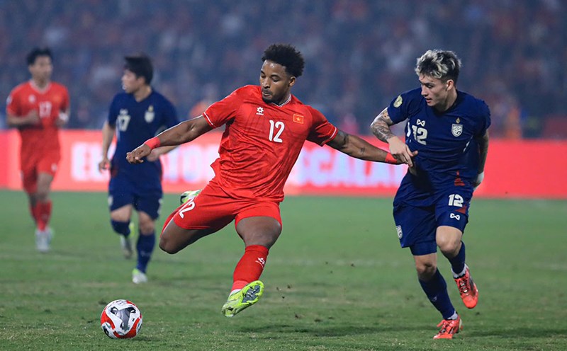 The use of naturalized players for the Vietnam national team needs to be considered. Photo: Minh Dan