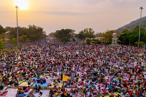 Hang nghin du khach do ve nui Ba Den trong ngay mung 4 Tet. Anh: Sun World Ba Den Mountain