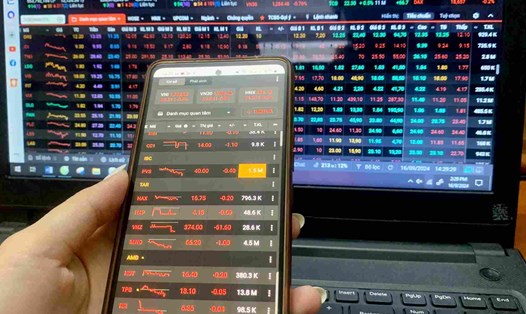 Cơ hội mới từ cổ phiếu chứng khoán trong năm 2025. Ảnh: Lục Giang