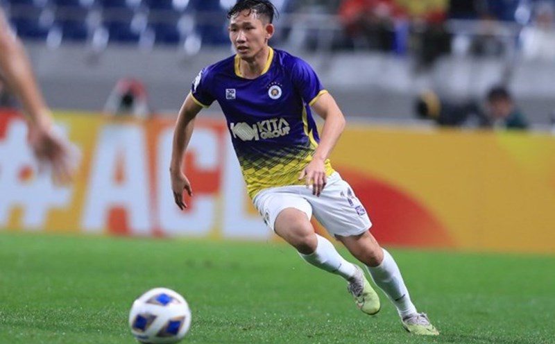 Midfielder Hai Long was absent from the match between Hanoi FC and Nam Dinh. Photo: Minh Dan