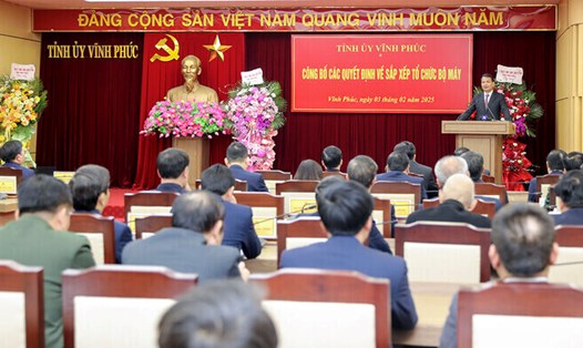 Tỉnh ủy Vĩnh Phúc tổ chức hội nghị công bố các quyết định về sắp xếp tổ chức bộ máy. Ảnh: Khánh Linh