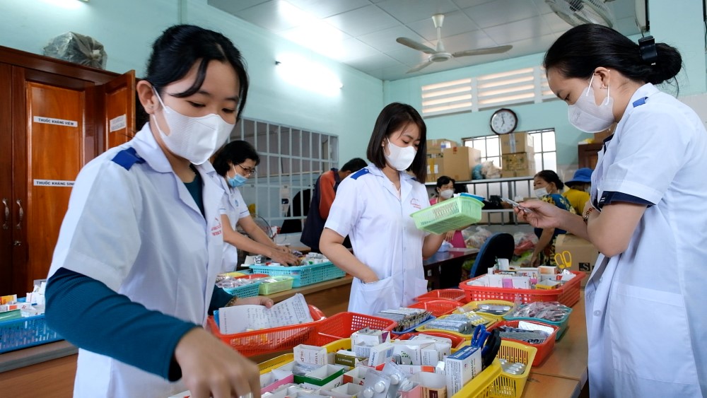 A roof for training medical ethics for doctors in Dong Thap