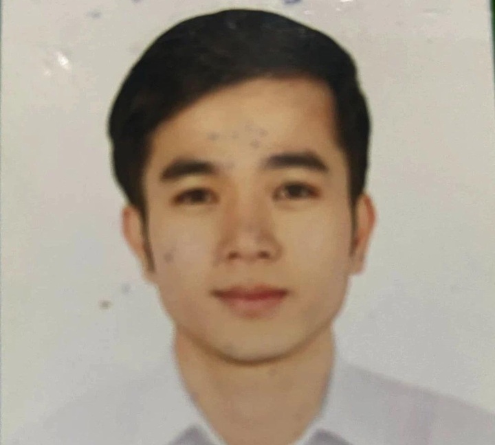 Authorities are searching for Dao Van Huy, who went missing while visiting Dai Tue Pagoda. Photo: Thu Huong