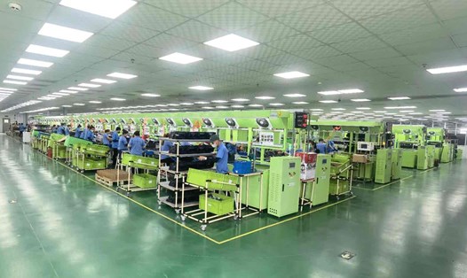 Môi trường làm việc sạch sẽ, thoáng mát tại Công ty TNHH DeChang VN. Công ty cần tuyển gấp 600 lao động phổ thông. Ảnh: Công ty cung cấp