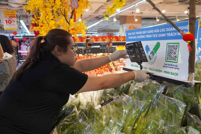 Ho Chi Minh City builds food safety chain.