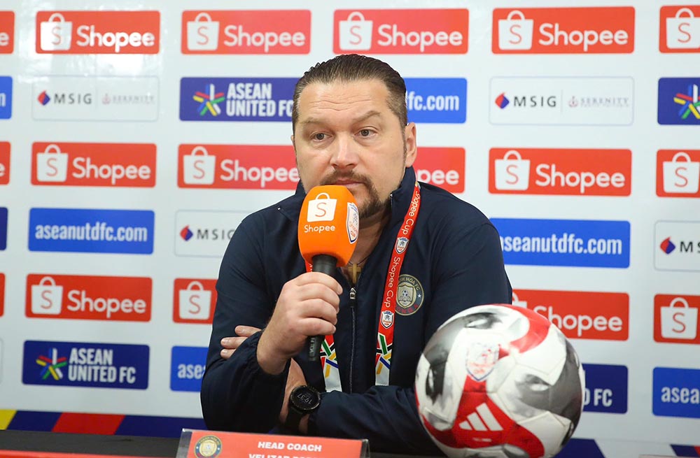 Coach Velizar Popov of Dong A Thanh Hoa. Photo: Thanh Hoa Club