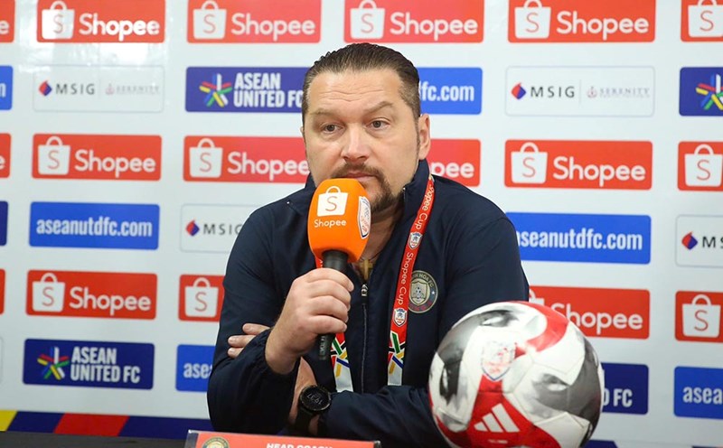 Coach Velizar Popov of Dong A Thanh Hoa. Photo: Thanh Hoa Club