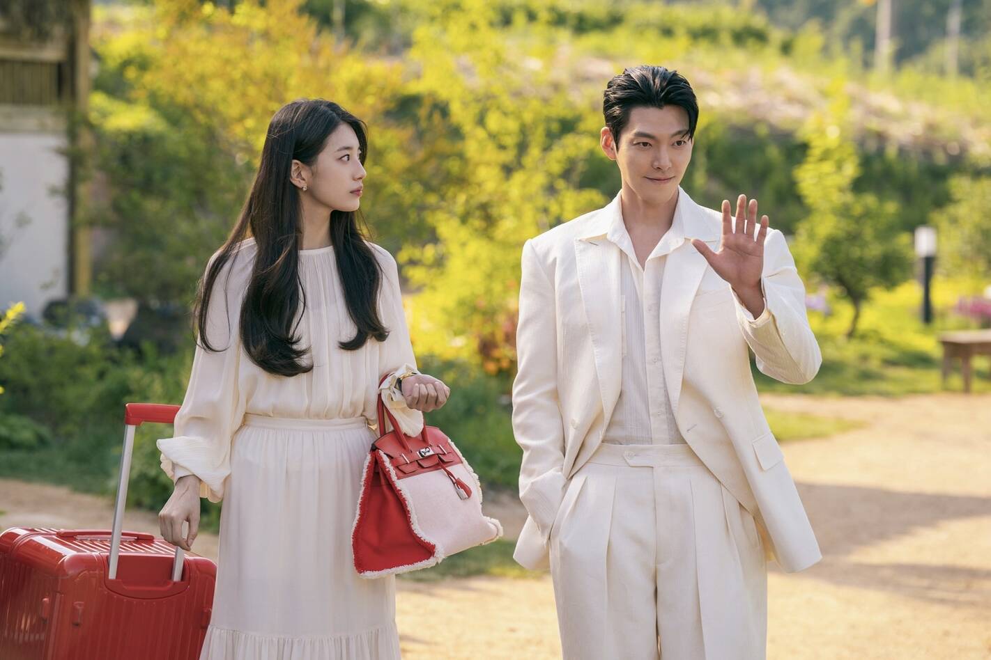 Suzy and Kim Woo Bin in Netflix's "Genie, Make a Wish." Photo: Producer
