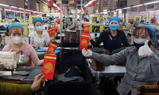 Công ty giày ở Bình Dương cần tuyển dụng gần 1.000 lao động sau Tết. Ảnh: CĐCS cung cấp
