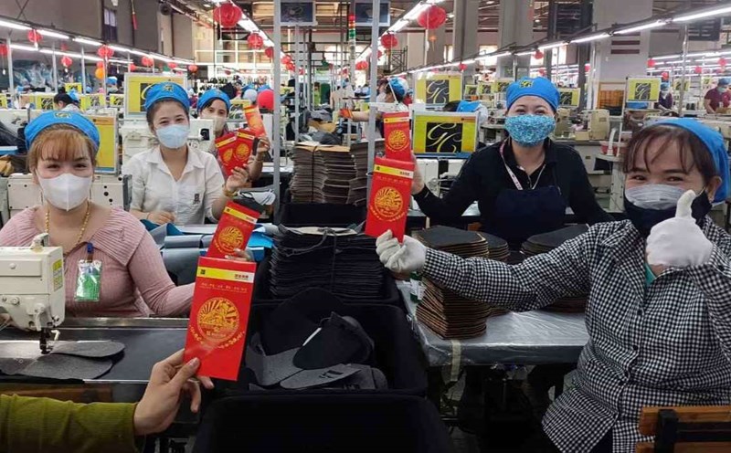 Shoe company in Binh Duong needs to recruit nearly 1,000 workers after Tet. Photo: Provided by the Trade Union
