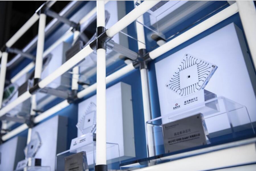 Semiconductor companies are worried about Mr. Trump's threat of tariffs. Photo: Xinhua