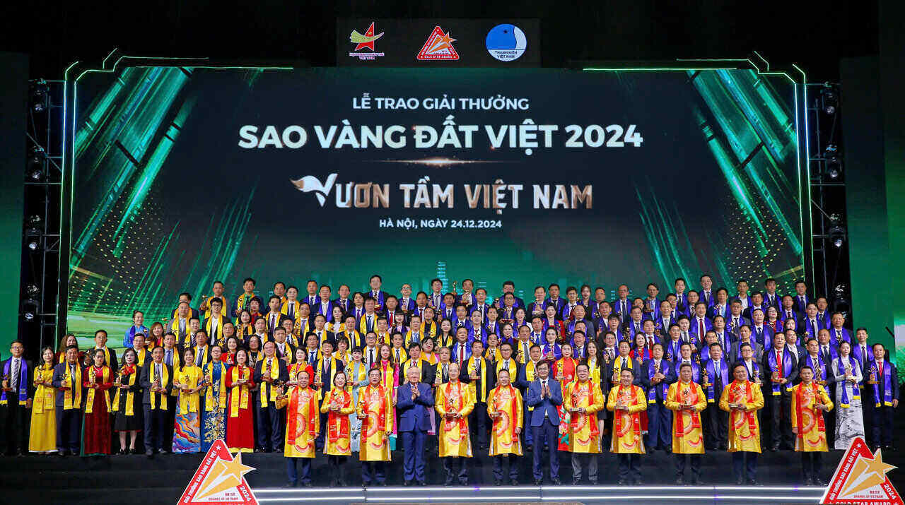 Hoa Binh Travel tiep tuc khang dinh vi the khi lan thu hai lien tiep duoc vinh danh tai giai thuong “Sao Vang Dat Viet 2024“.