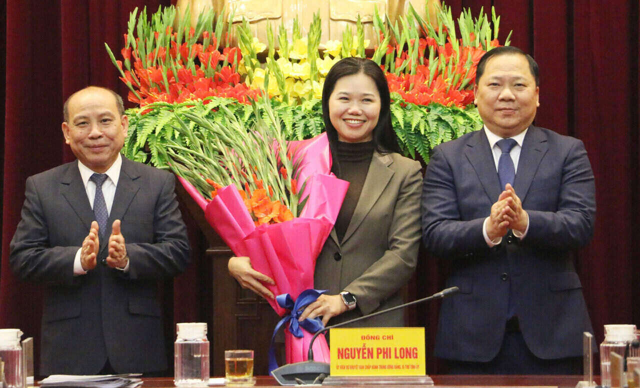 New Deputy Secretary of Hoa Binh Provincial Party Committee Bui Thi Minh. Photo: Le Hue
