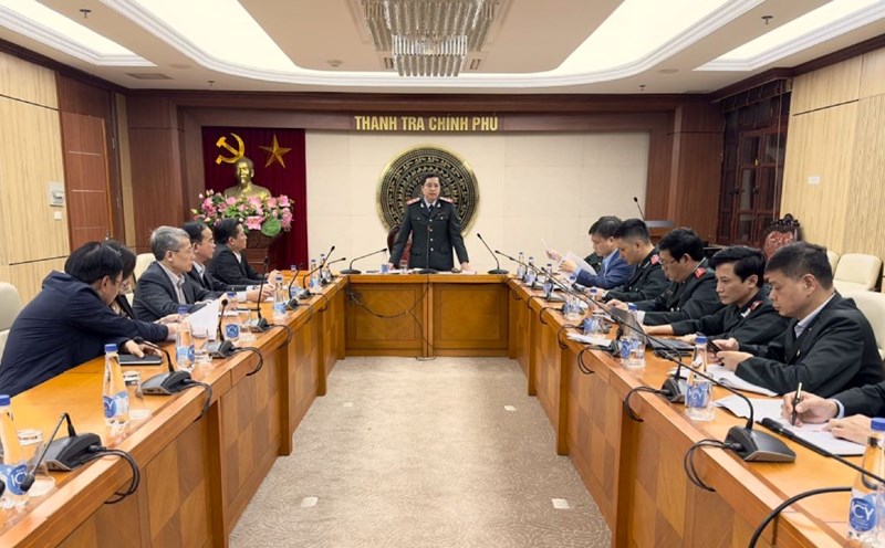 Deputy Inspector General of the Government Duong Quoc Huy chaired the announcement of the conclusion of the inspection of the responsibility for implementing the law on inspection, receiving citizens, handling complaints and denunciations, and preventing and combating corruption in 2024. Photo: Government Inspectorate