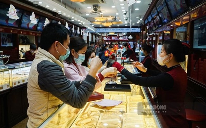 Gold prices skyrocket, risk of falling after God of Wealth day. Illustration photo: Phan Anh