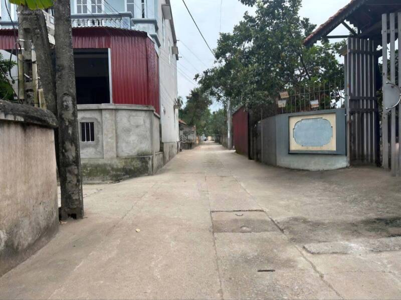 The land segment along Ring Road 4 (Hanoi) is attracting the attention of many investors. Photo: Thu Giang