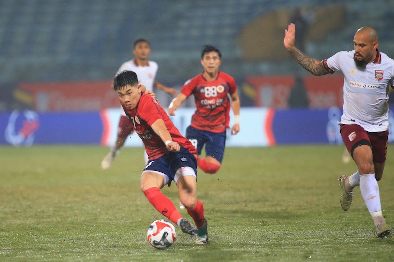 Dinh Bac scored in Hanoi Police's victory over Borneo FC. Photo: CAHN FC