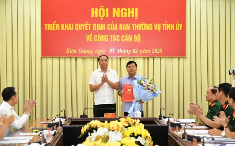 Mr. Nguyen Tien Hai was appointed to join the Executive Committee, Standing Committee and hold the position of Secretary of the Military Party Committee of Kien Giang province for the 2020-2025 term. Photo: Phuong Vu
