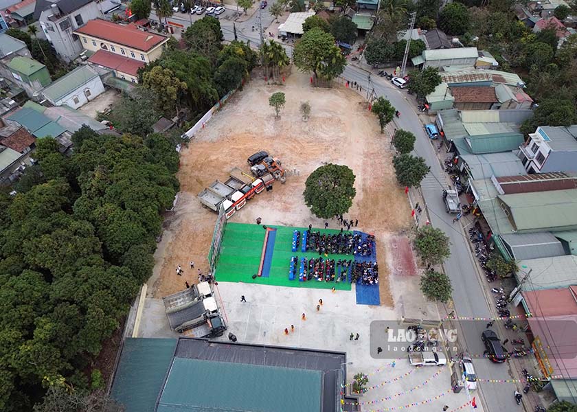 Muong Ang town park is built with an area of ​​over 3,000m2. Photo: Quang Dat.