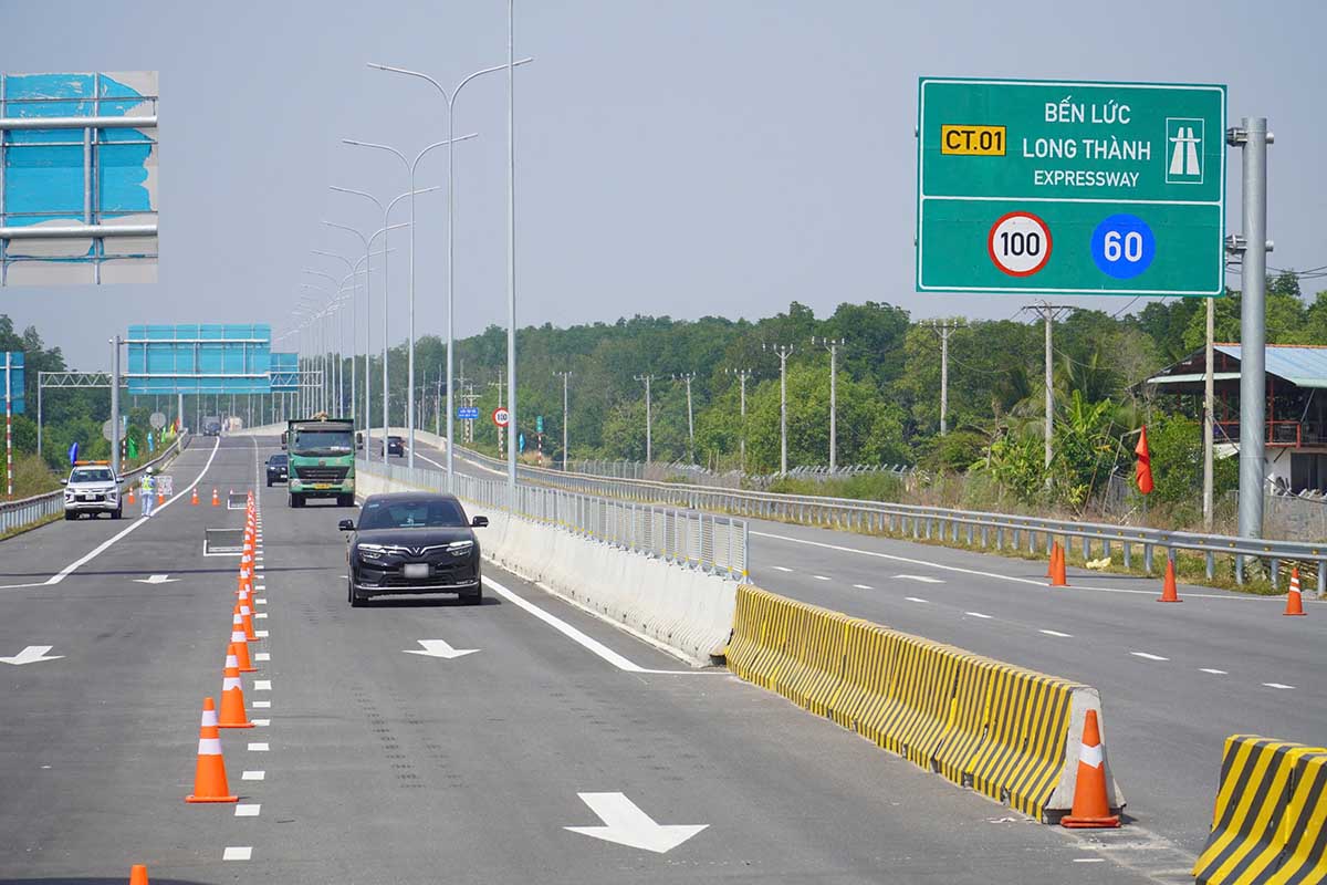 Condition more than 10km of road section of the North - South highway. Photo: HAC