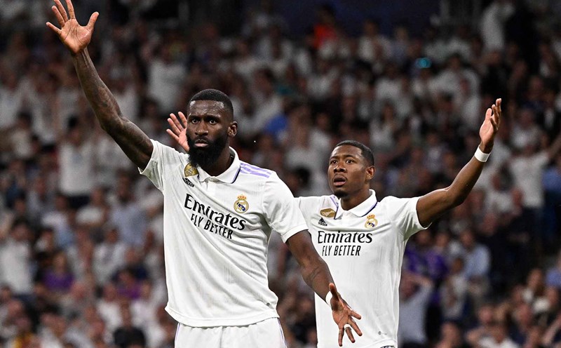 Both Antonio Rudiger and David Alaba cannot participate in the upcoming two important matches of Real Madrid. Photo: AFP