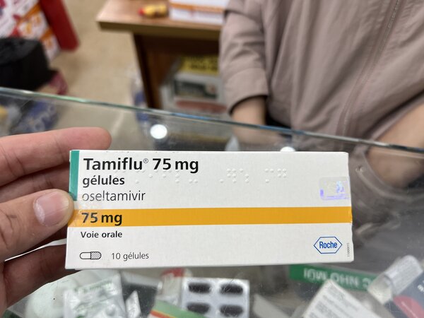 Loan gia thuoc Tamiflu. Anh: Cuong Ngo