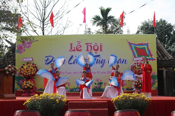 Tuy Loan communal house festival, which preserves the countryside in the heart of Da Nang. Photo: Thanh Huyen
