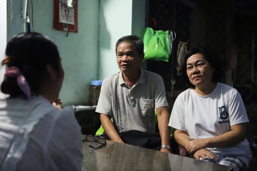 Mr. Tran Van Thai and his wife - retired officer worried where they would be after relocation. Photo: Hoai Luan