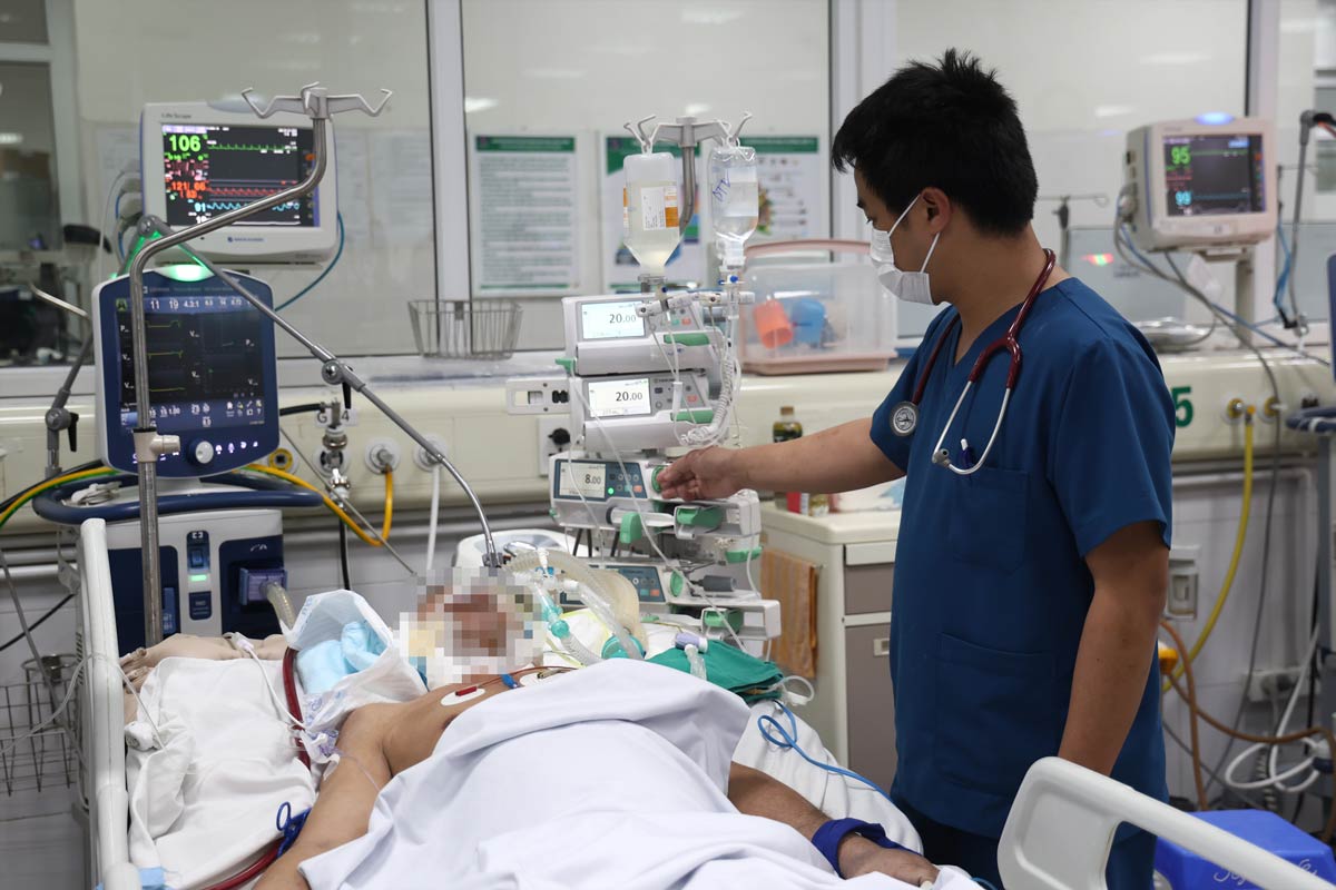 The appearance of severe influenza cases, which special subjects need to be wary of?