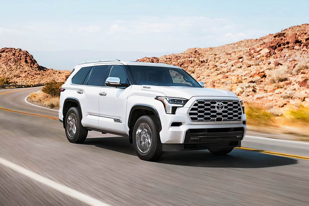 Toyota Sequoia is considered to be the best SUV model to keep the best price today. Photo: Toyota