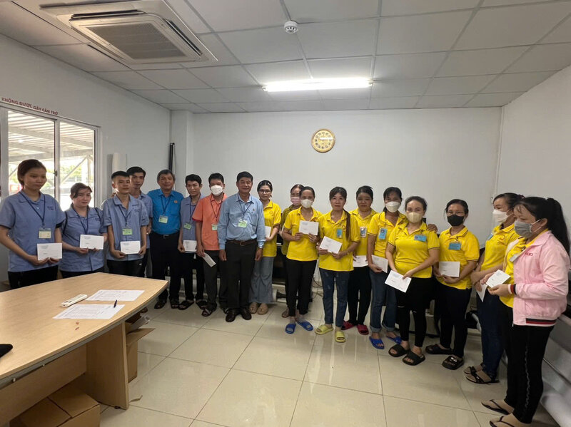 Vinh Long Trade Union attracted union members thanks to practical care. Photo: Labor Federation of Vinh Long Province