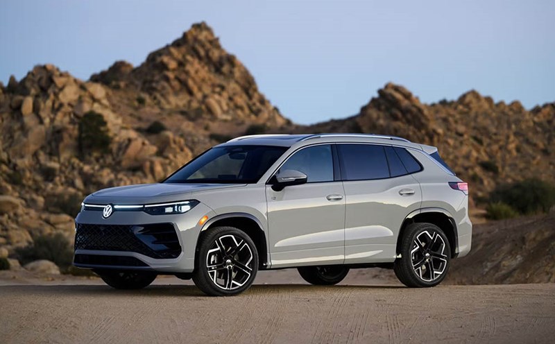 Volkswagen Tiguan 2025 is a small SUV model but has a large interior and low maintenance costs. Photo: Volkswagen