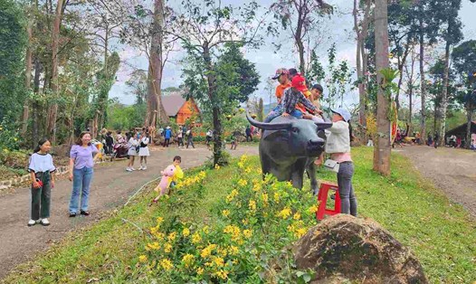 Khu du lịch sinh thái Đ'ray Sáp - Gia Long ở xã Đắk Sôr, huyện Krông Nô là một điểm đến hấp dẫn ở trên địa bàn tỉnh Đắk Nông. Ảnh: Mỹ Hằng