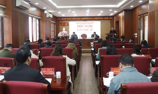 Nhiều cán bộ Sa Pa tiên phong xin nghỉ hưu, chuyển công tác để phục quá trình sáp nhập, tinh giản bộ máy hành chính. Ảnh: Truyền hình Sa Pa