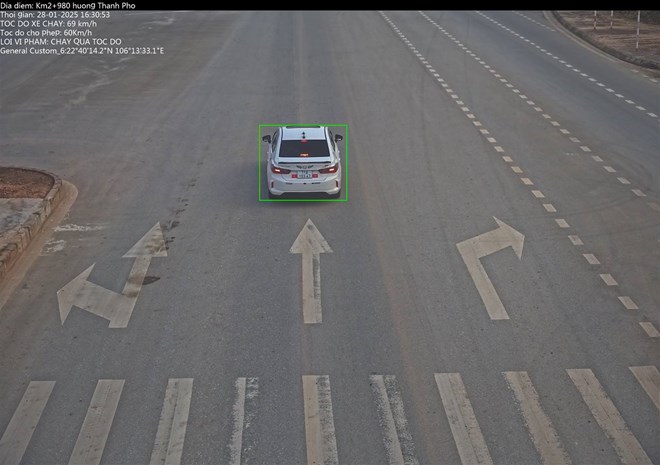 A series of cars sticky with cold penalties at Cao Bang. Photo: Cao Bang Police