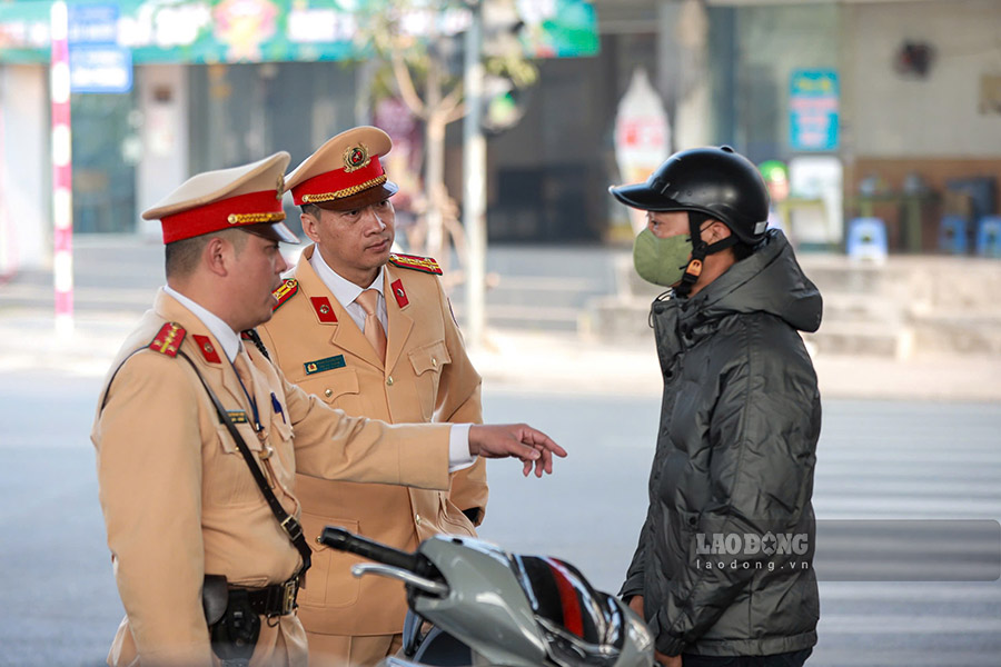 Do not carry a driver's license may be fined 10 million