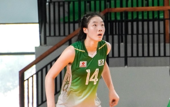 The owner Quynh Huong was tried to the first route of the female volleyball team informed. Image; BCTT TCT Northeast
