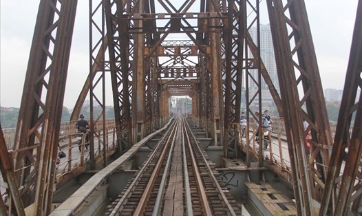 Cầu Long Biên được nghiên cứu cải tạo trong năm 2025. Ảnh: Phạm Đông