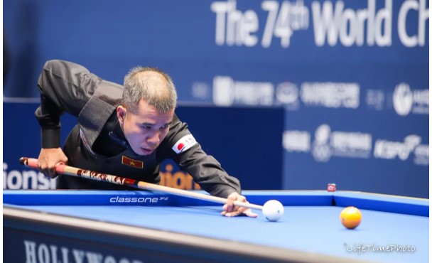 Tran Quyet Chien and the Vietnamese players showed impressive form in the 3-cushion carom billiards World Cup in Bogota. Photo: UMB