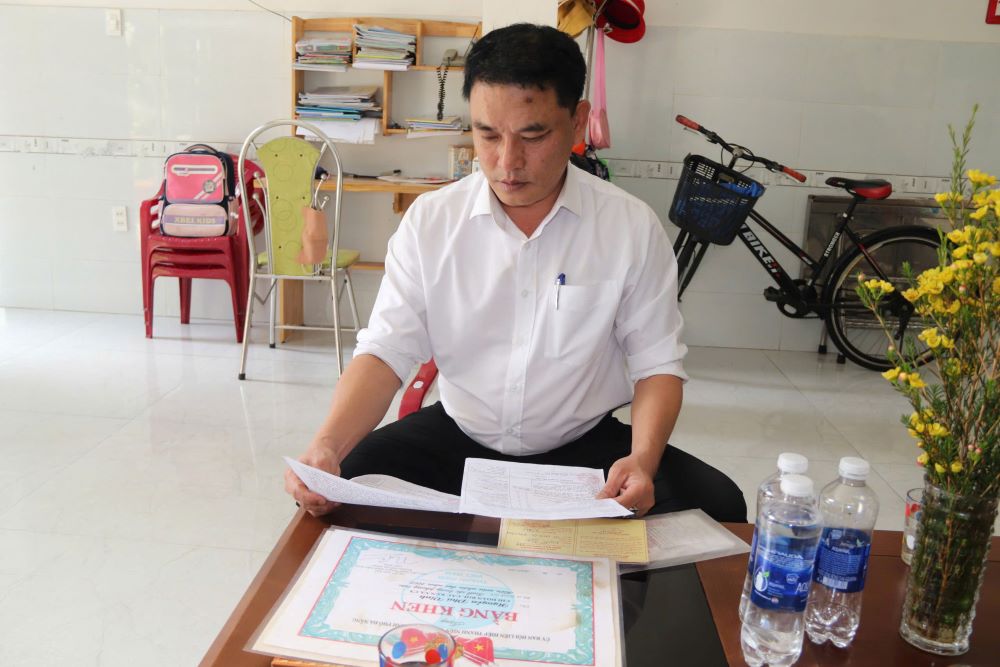 The Chairman of the Da Nang Grassroots Trade Union donated blood more than 70 times. Photo: Nguyen Linh
