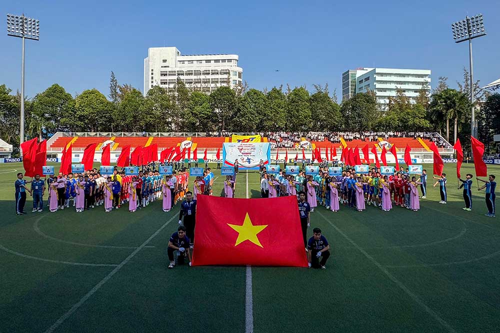 The final round of the 2025 Vietnam Youth Student Football Tournament opened on the afternoon of March 1. Photo: Doc Lap