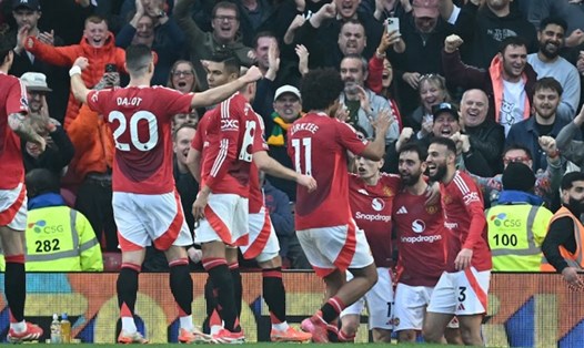 Man United hòa Arsenal 1-1 ở vòng 28 Ngoại hạng Anh 2024-2025. Ảnh: AFP