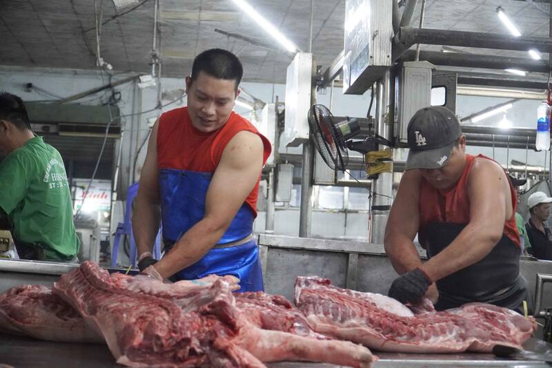 Pork prices in Ho Chi Minh City will cool down soon. Photo: Ha May