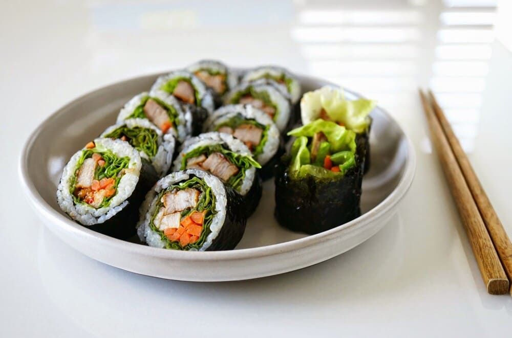 Kimbap ba cauan toast is a dish to change the taste for the family on the first day of the week. Photo: Quoc Chung