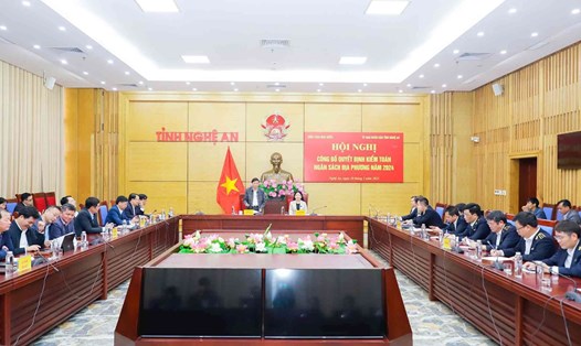Toàn cảnh hội nghị công bố quyết định kiểm toán ngân sách địa phương năm 2024. Ảnh: Phạm Bằng