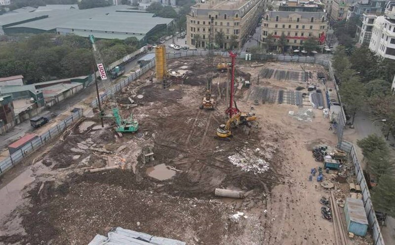The N01 social housing project - Ha Dinh new urban area (Thanh Tri district, Hanoi) is under construction. Photo: Hai Nguyen