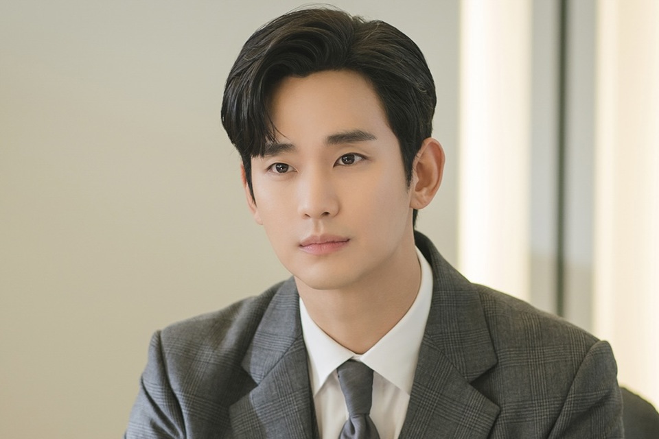 Kim Soo Hyun was suspected of dating Kim Sae Ron. Photo: Producer