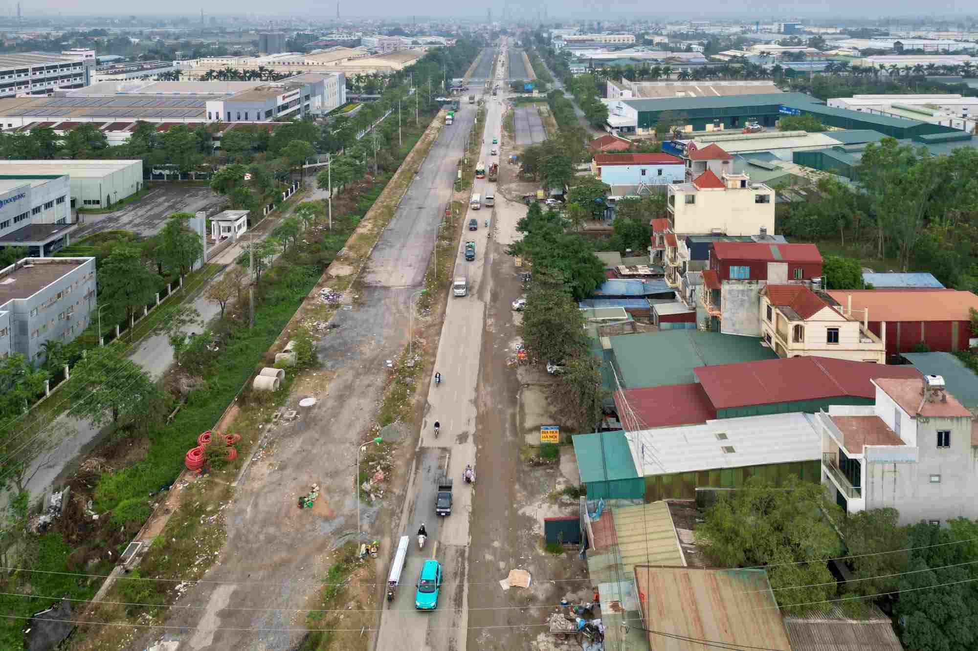 A residential area in Phu Nghia commune (Chuong My) has not been cleared. Photo: Huu Chanh