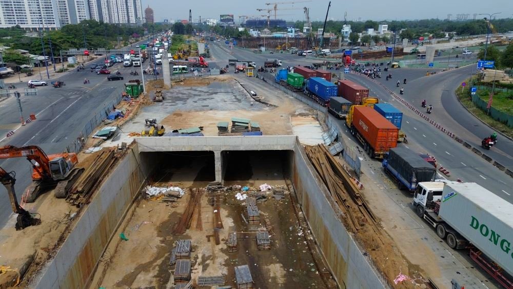 An underpass at An Phu intersection (Thu Duc City) will open to traffic before April 30. Photo: Anh Tu
